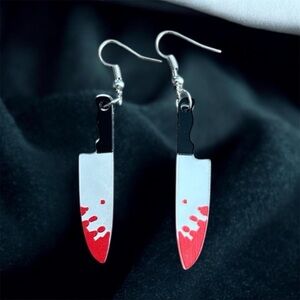 5/$10 Bloody Knife Dangle Earrings – Halloween / Alt Fashion Accessory